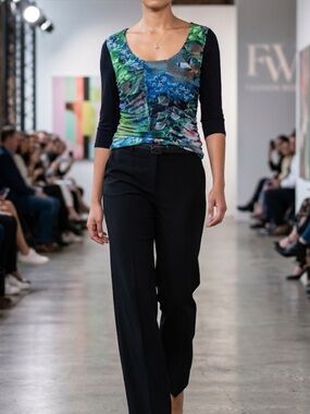 Conrad C Mesh Top With Front Graphics